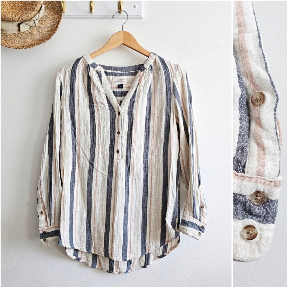 Universal Thread Cotton Striped Gauze Popover Tunic Top Size M Blue Tan Roll Tab